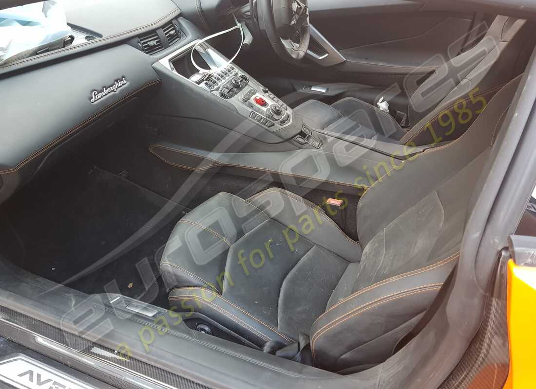 lamborghini lp740-4 s coupe (2018) con 11,442 miles, in preparazione per lo smantellamento di #10