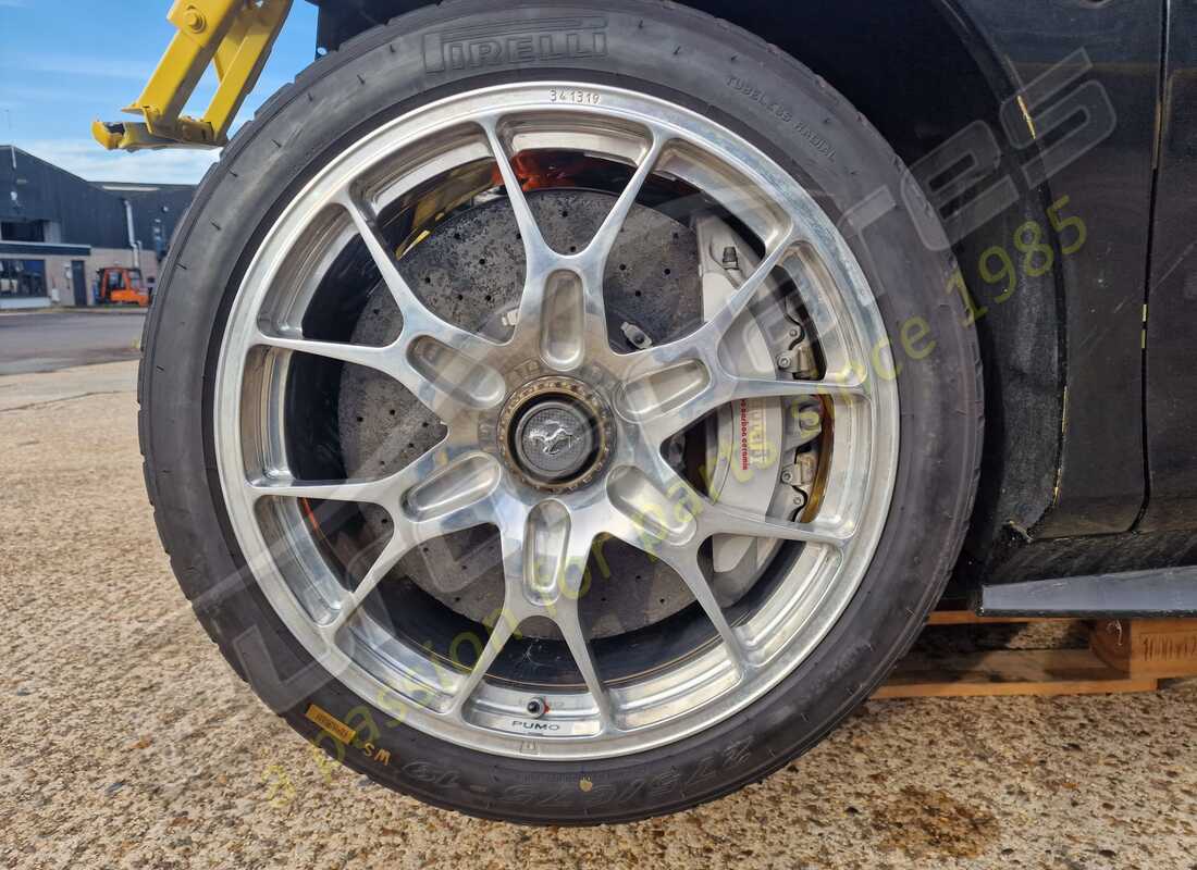 ferrari 488 challenge con 3,603 chilometri, in preparazione per lo smantellamento #20