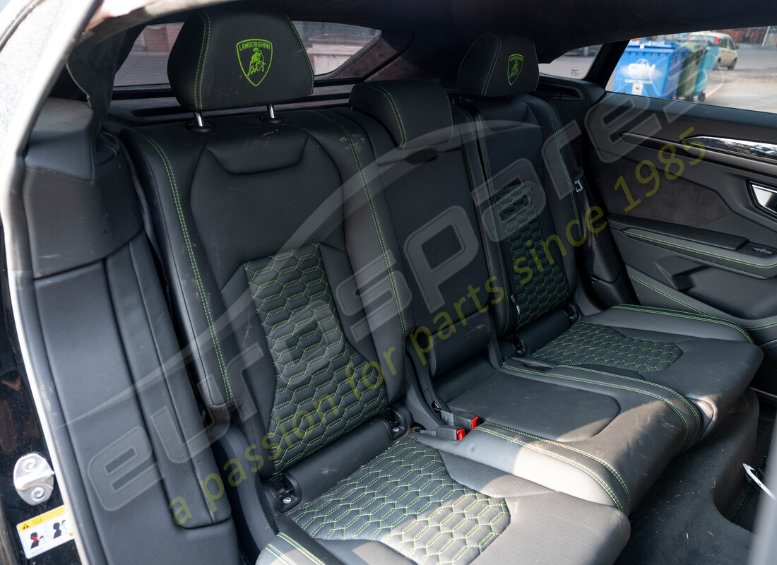 lamborghini urus (2022) con 11402, in preparazione per lo smantellamento #11