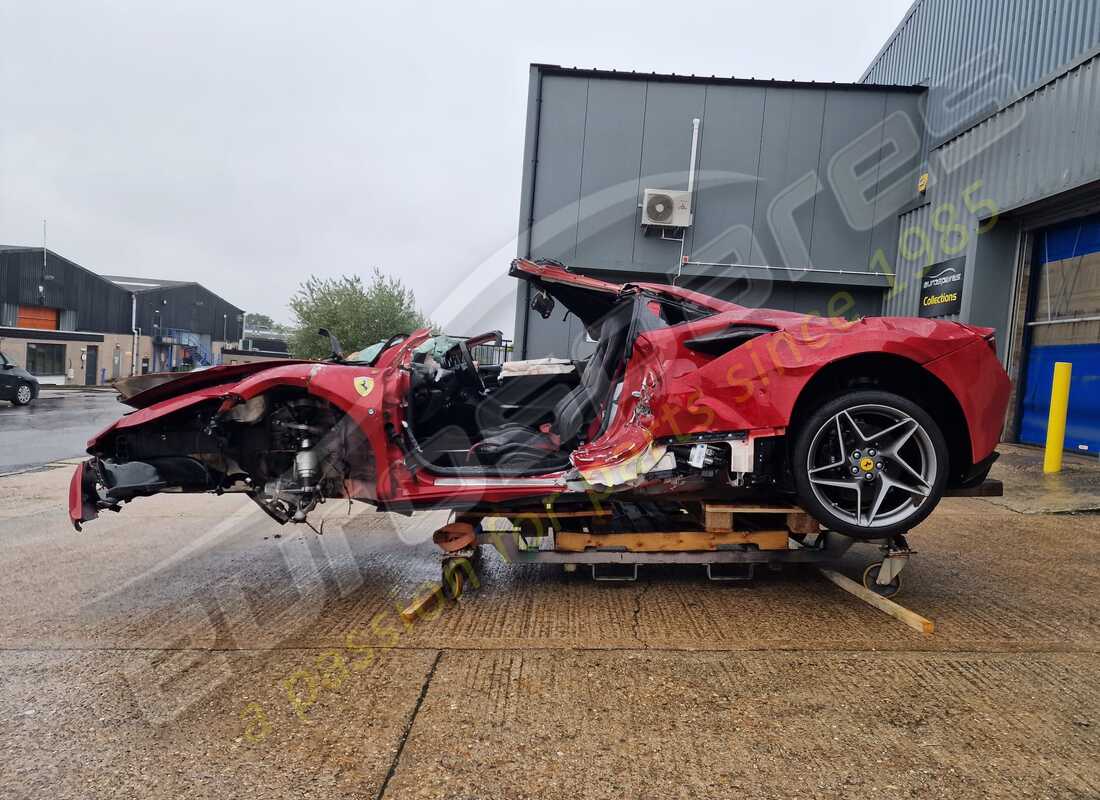 ferrari f8 tributo con 1,820 miles, in preparazione per lo smantellamento di #2