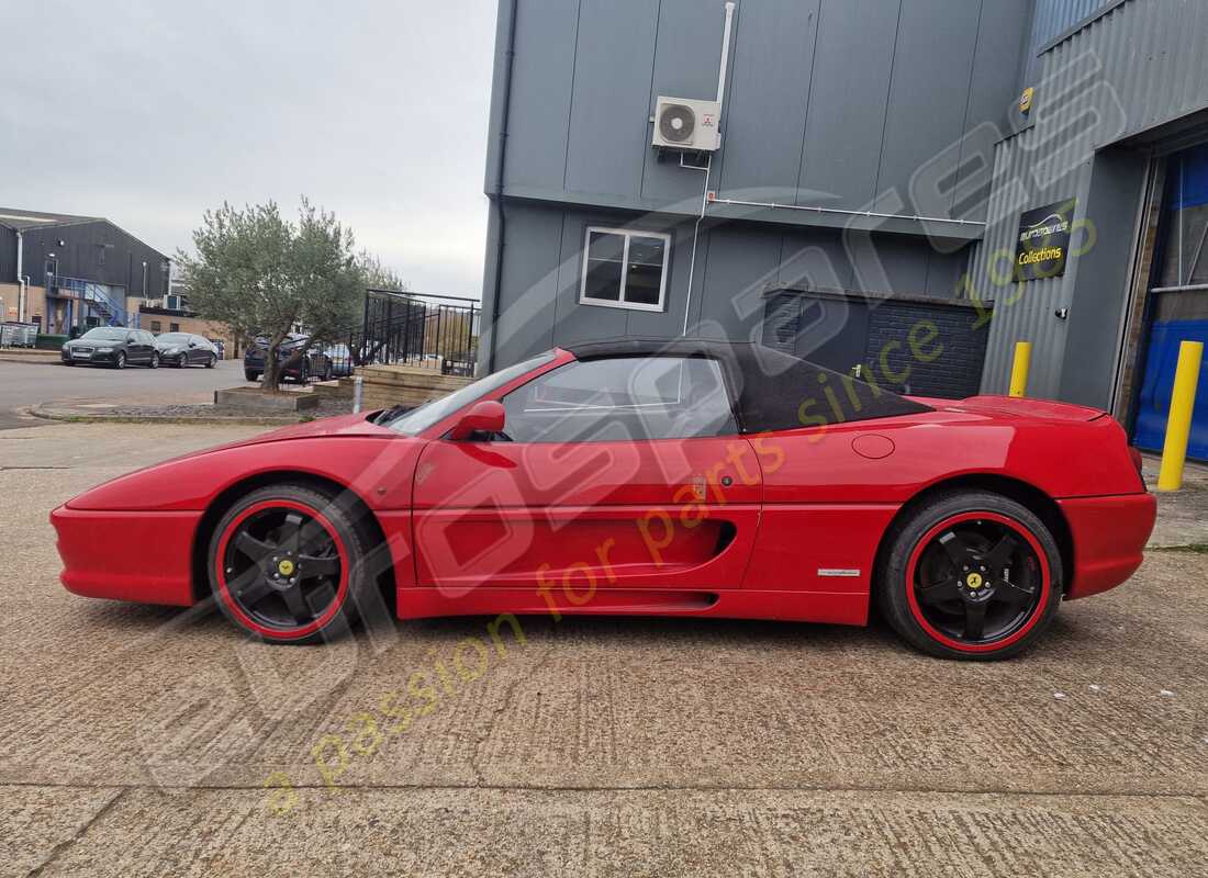 ferrari 355 (2.7 motronic) con 56683 km, in preparazione per lo smantellamento di #2