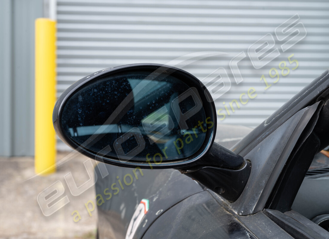 ferrari 550 maranello con 122523, in preparazione per lo smantellamento di #32