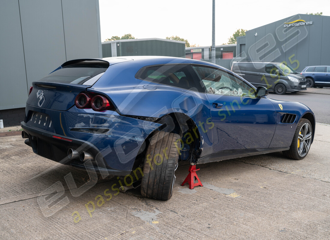 ferrari gtc4 lusso (rhd) con tbc, in preparazione per lo smantellamento di #5