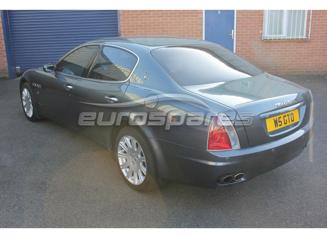 maserati qtp. (2003) 4.2 con 108,000 miles, in preparazione per lo smantellamento di #3