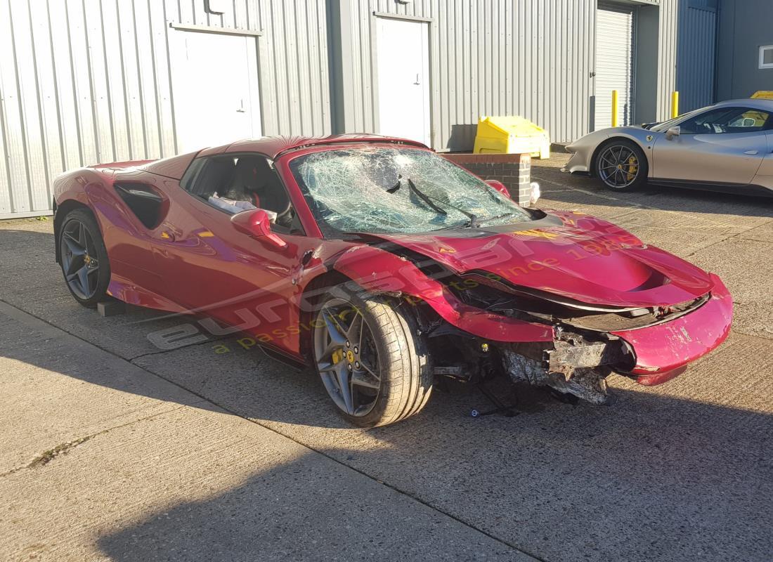 ferrari f8 spider con 940 miglia, in preparazione per lo smantellamento di #8