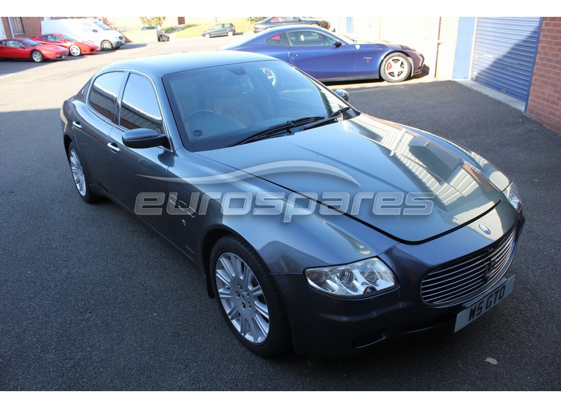 maserati qtp. (2003) 4.2 con 108,000 miles, in preparazione per lo smantellamento di #5
