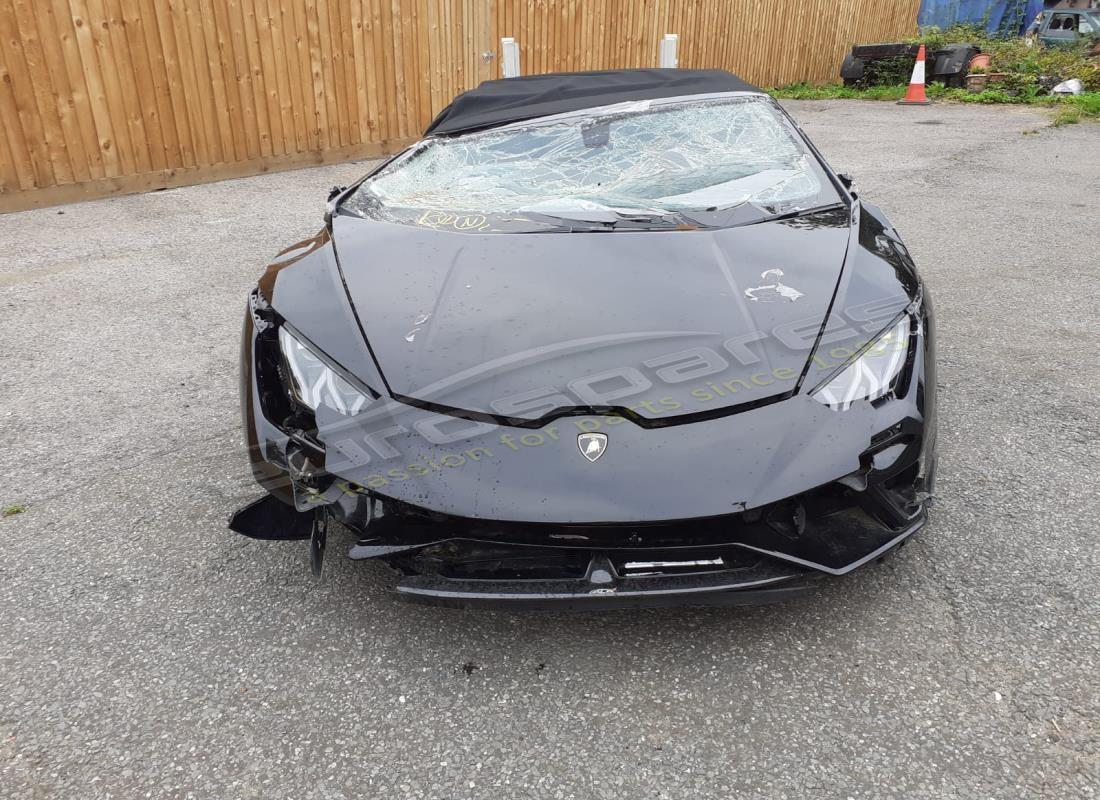 lamborghini 2019 (performante spyder) con 1,589 miles, in preparazione per lo smantellamento di #5