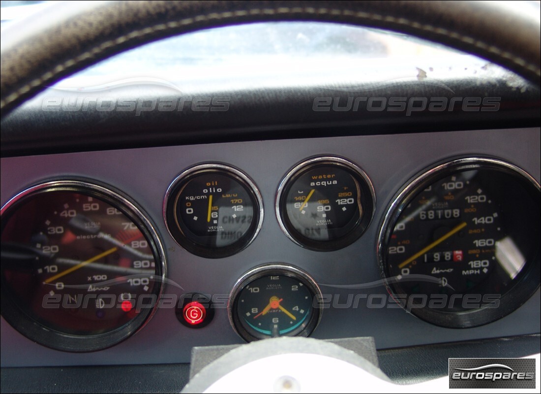 ferrari 308 gt4 dino (1976) con 68,108 miles, in preparazione per lo smantellamento di #10