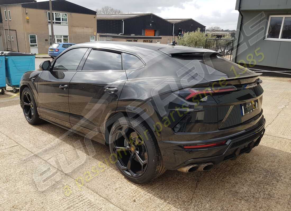 lamborghini urus (2020) con 16,266 miles, in preparazione per lo smantellamento di #3