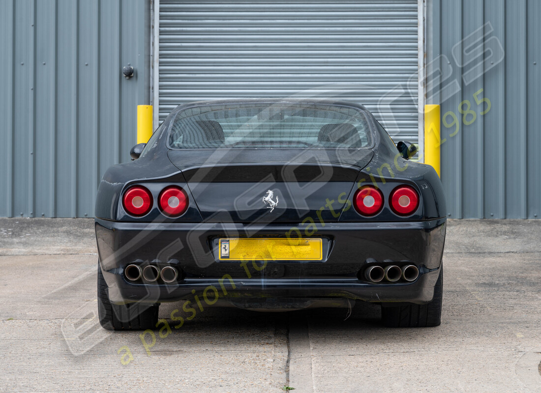 ferrari 550 maranello con 122523, in preparazione per lo smantellamento di #4