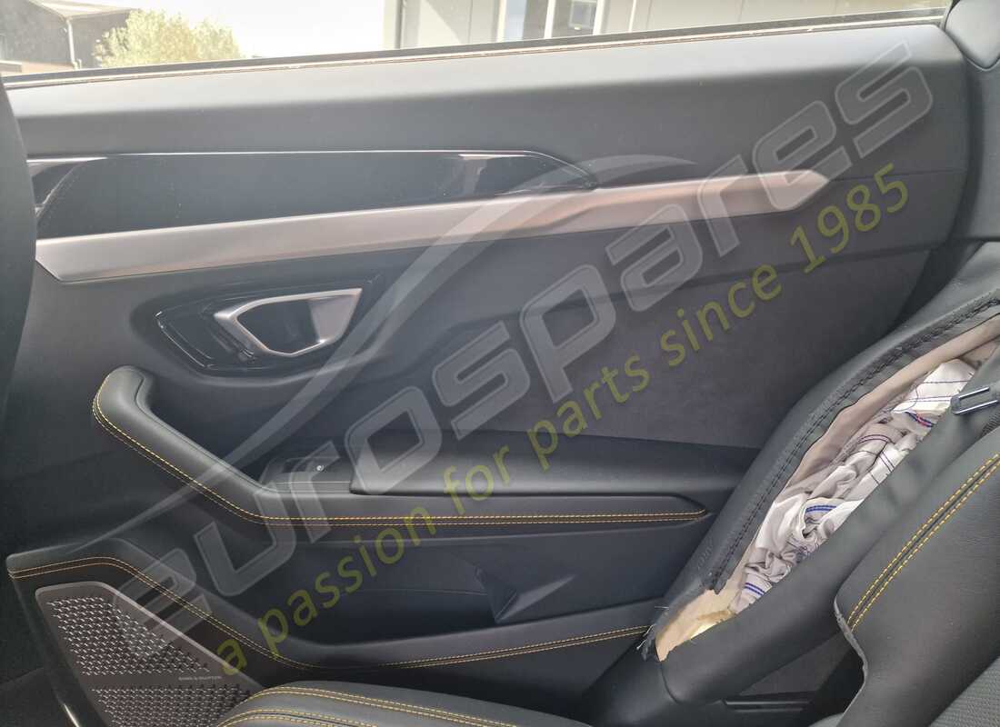 lamborghini urus (2020) con 13,163 miles, in preparazione per lo smantellamento di #16