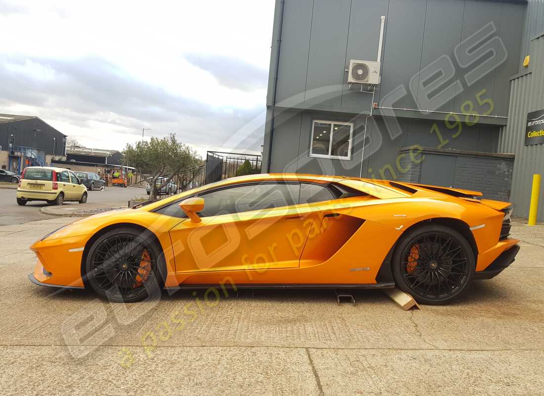 lamborghini 2018 (lp740-4 s coupe) con 11,442 miles, in preparazione per lo smantellamento di #2