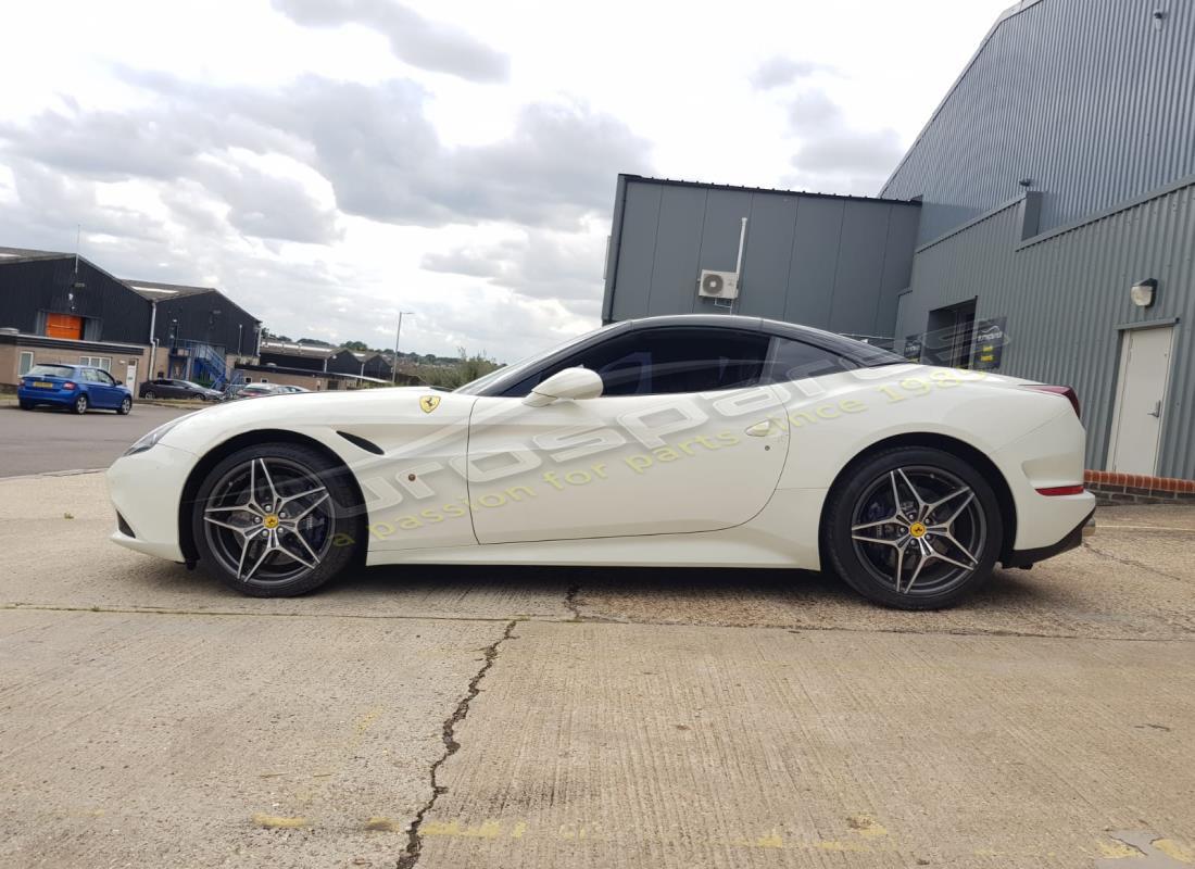 ferrari california t (europe) con sconosciuto, in preparazione per lo smantellamento di #2