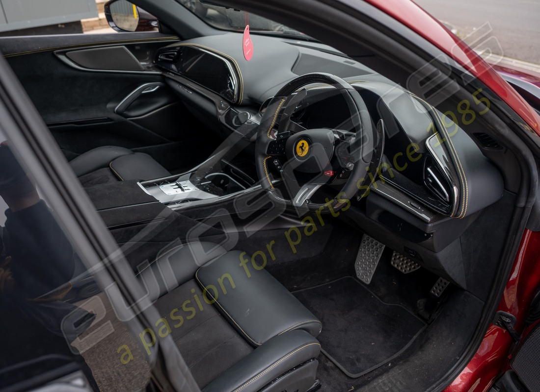 ferrari purosangue con 1454 miglia, in preparazione per lo smantellamento di #9