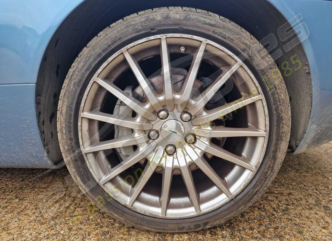 aston martin db9 (2007) con 100,275 miles, in preparazione per lo smantellamento di #19