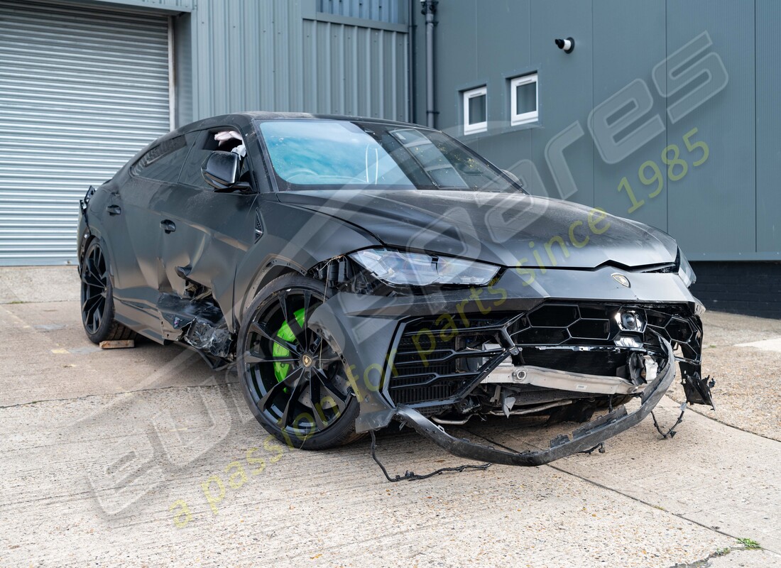 lamborghini urus (2022) con 11402, in preparazione per lo smantellamento #7
