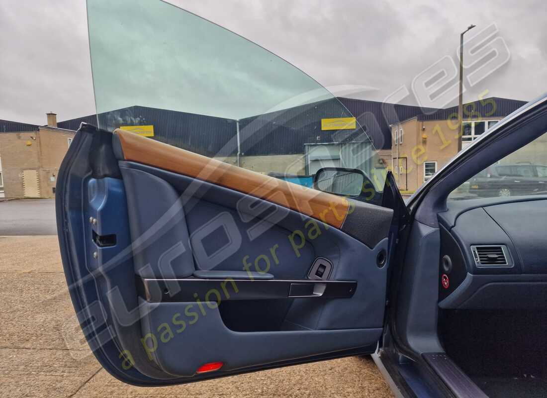 aston martin db9 (2007) con 100,275 miles, in preparazione per lo smantellamento di #13