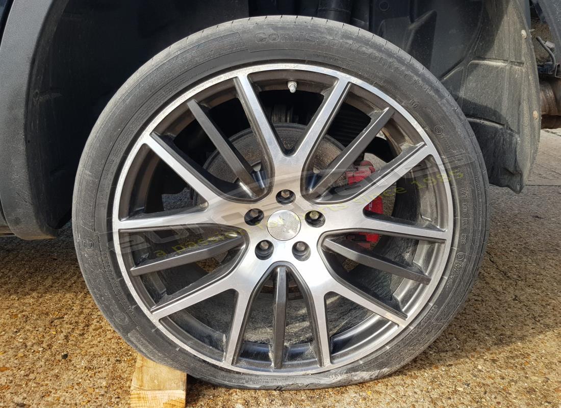 maserati levante (2017) con 39,360 miles, in preparazione per lo smantellamento di #18