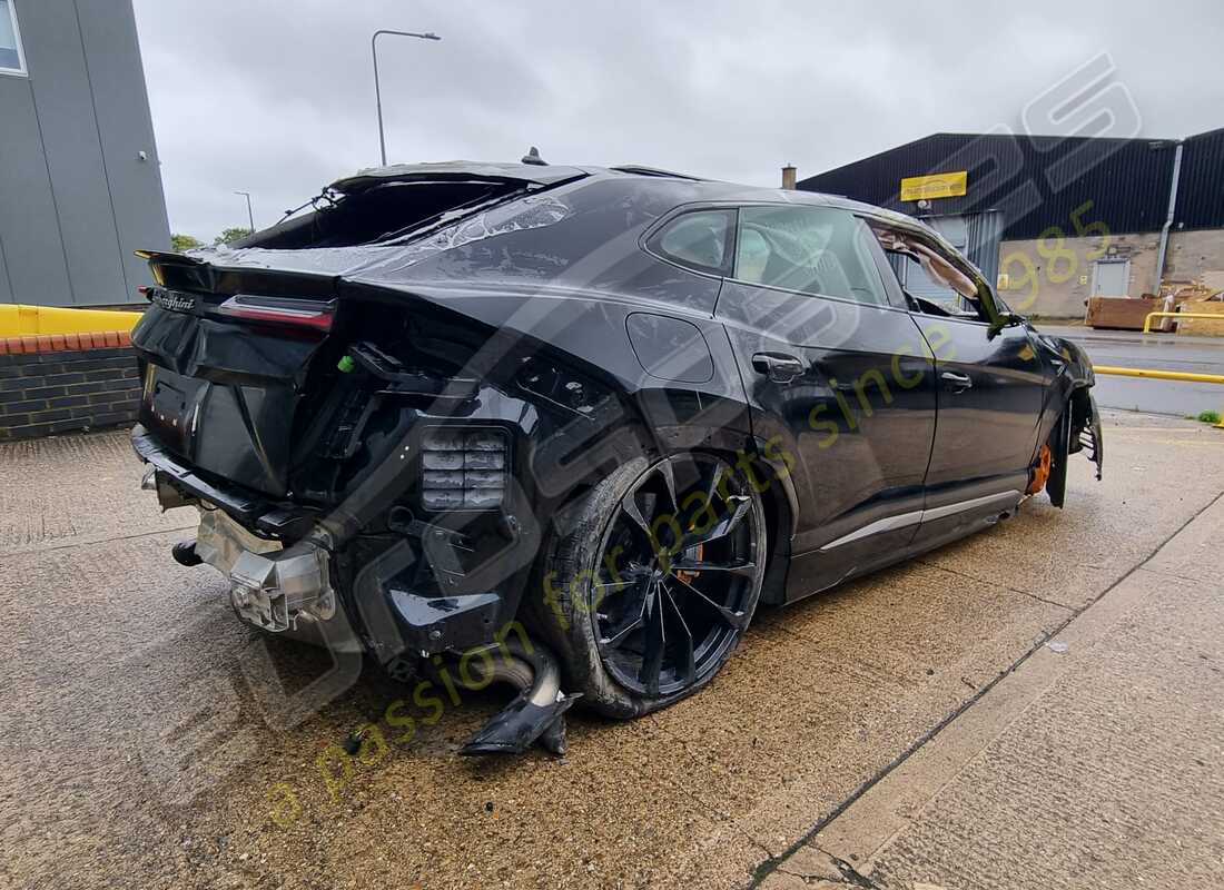 lamborghini urus (2020) con 7,343 miles, in preparazione per lo smantellamento di #5
