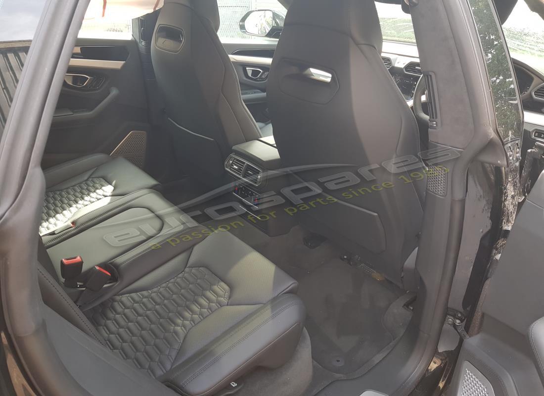 lamborghini urus (2019) con 7,805 miles, in preparazione per lo smantellamento di #15