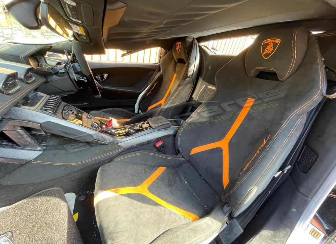lamborghini performante spyder (2019) con 1,589 miles, in preparazione per lo smantellamento di #7
