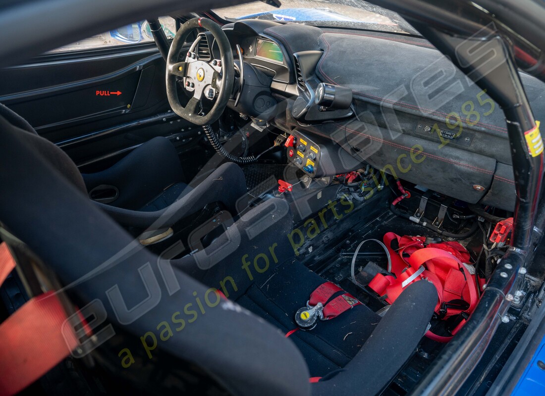 ferrari 458 challenge con 28080 kms, in preparazione per lo smantellamento di #11