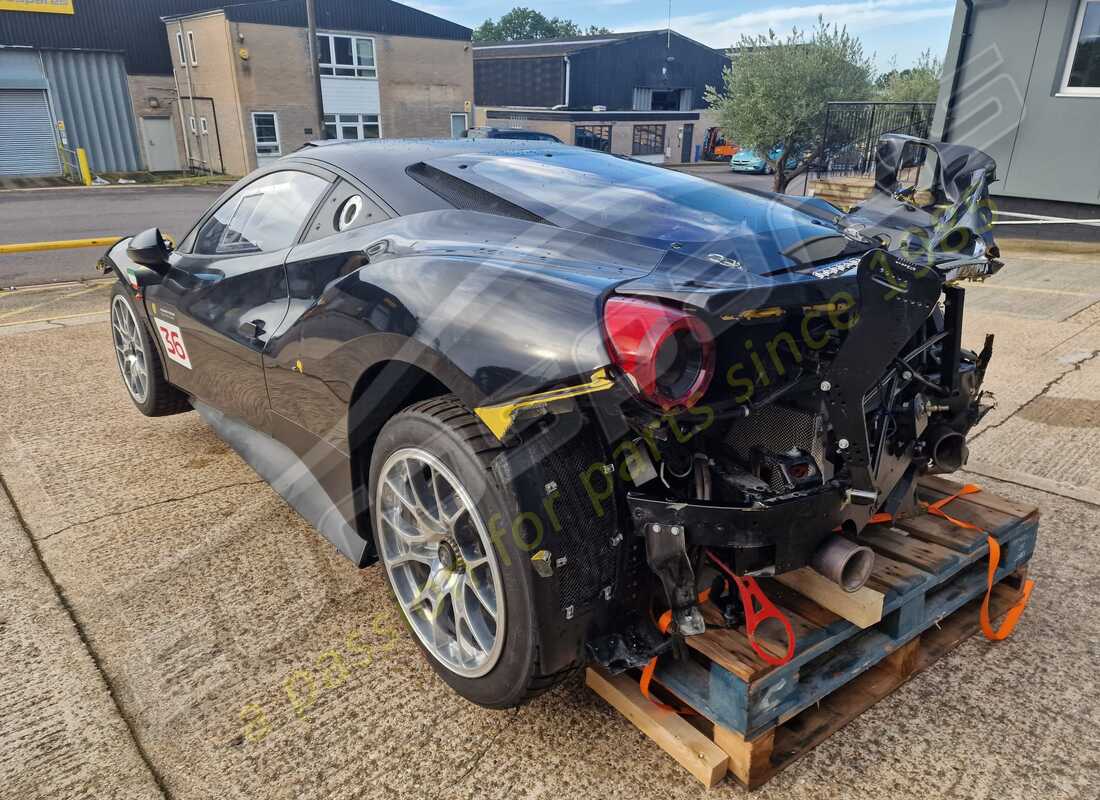 ferrari 488 challenge con 3,603 chilometri, in preparazione per lo smantellamento #3