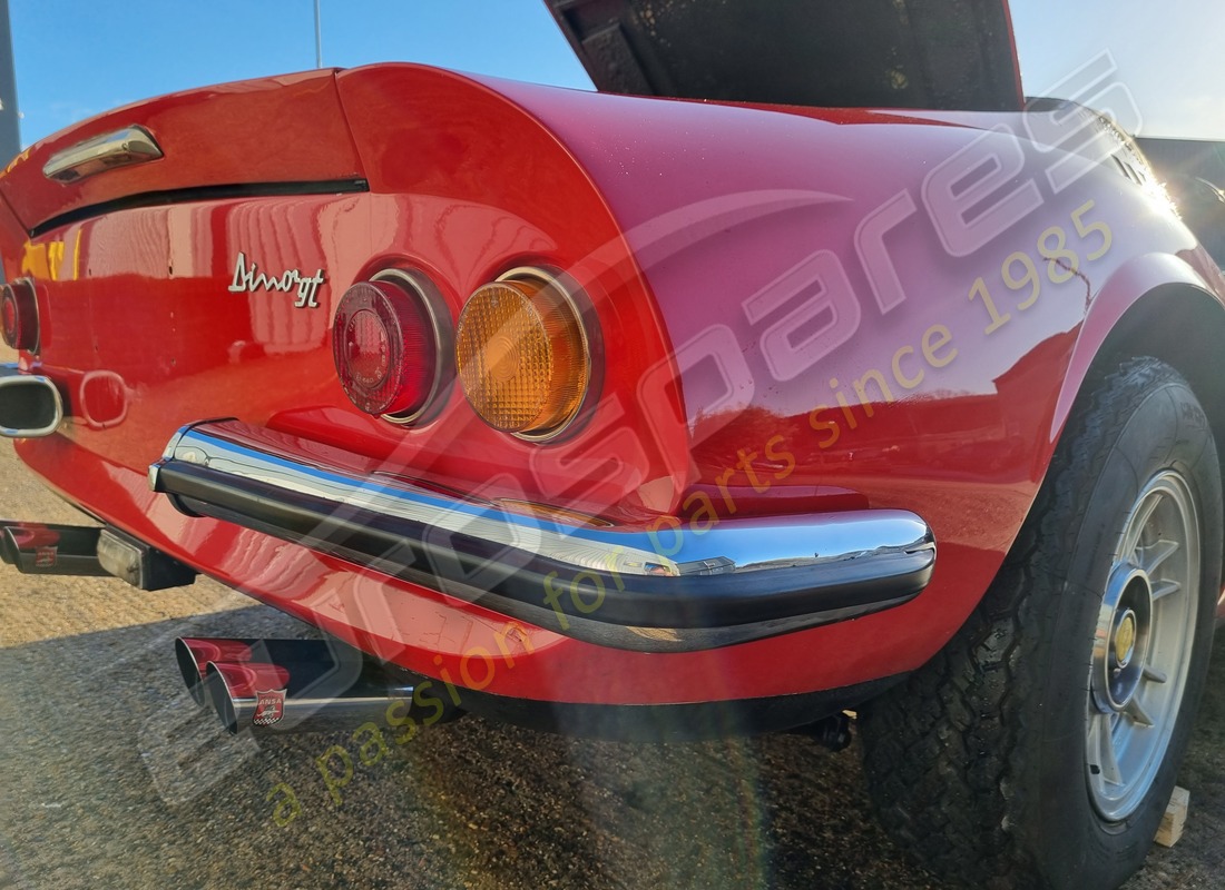 ferrari 246 dino (1975) con 58,145 miles, in preparazione per lo smantellamento di #14