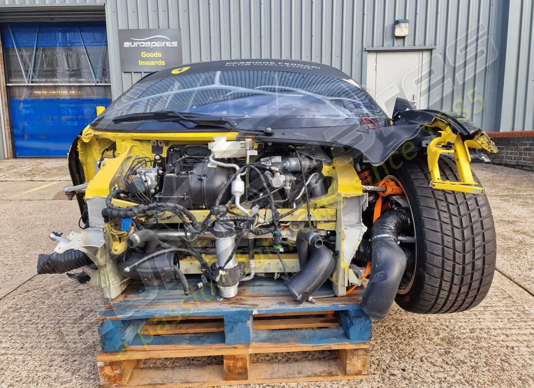 ferrari 488 challenge con 3,603 chilometri, in preparazione per lo smantellamento #8