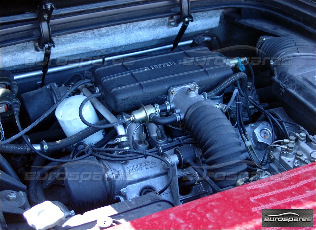 ferrari mondial 8 (1981) con 19,120 chilometri, in preparazione per lo smantellamento #6