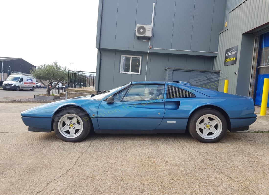 ferrari 328 (1988) con 66,645 miles, in preparazione per lo smantellamento di #2