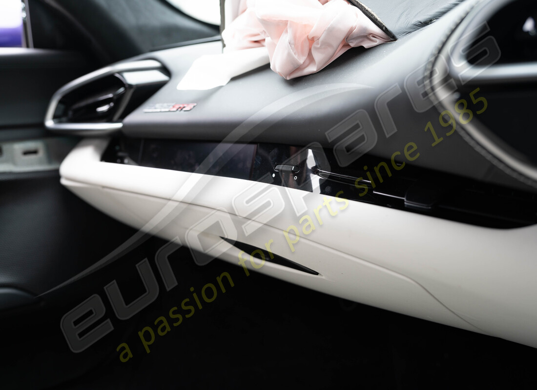 ferrari 296 gts con tbc, in preparazione per lo smantellamento #15