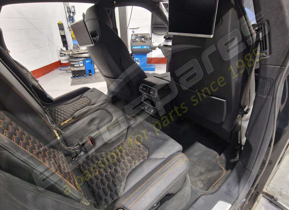 lamborghini urus (2020) con 7,343 miles, in preparazione per lo smantellamento di #10