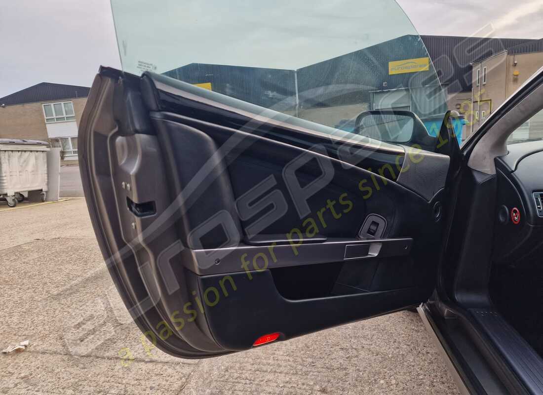 aston martin db9 (2007) con 102,483 miles, in preparazione per lo smantellamento di #13