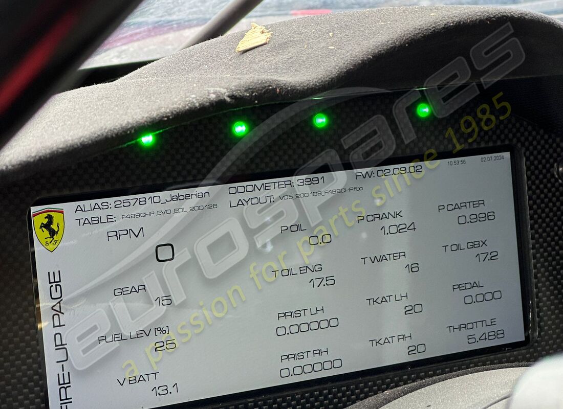 ferrari 488 challenge con 3900km, in preparazione per lo smantellamento di #17