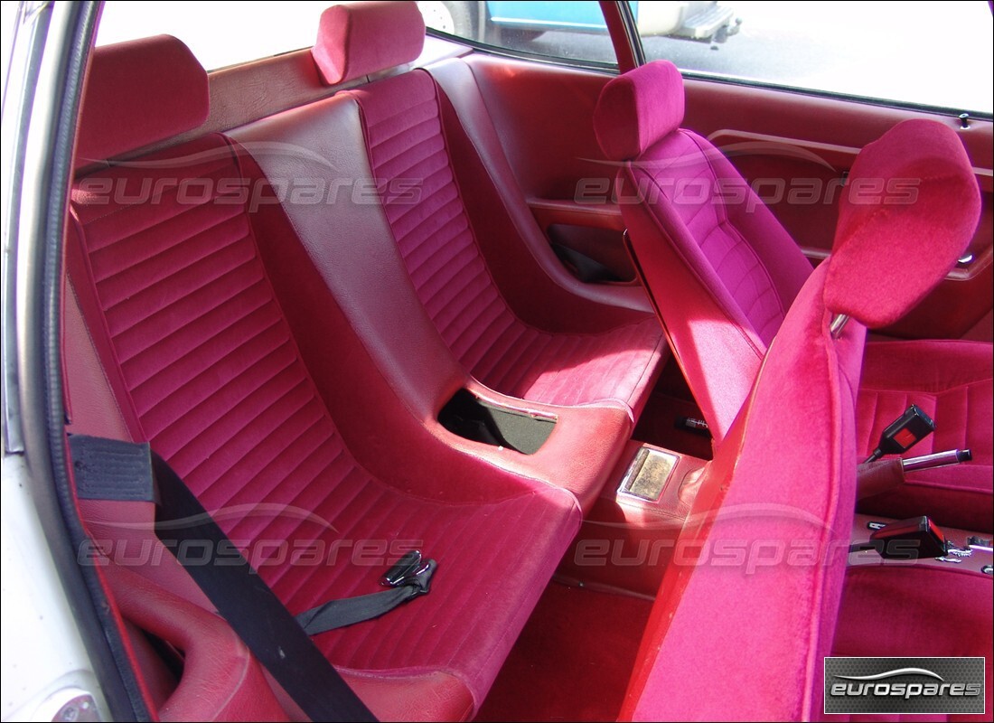 ferrari 308 gt4 dino (1976) con 68,108 miles, in preparazione per lo smantellamento di #6