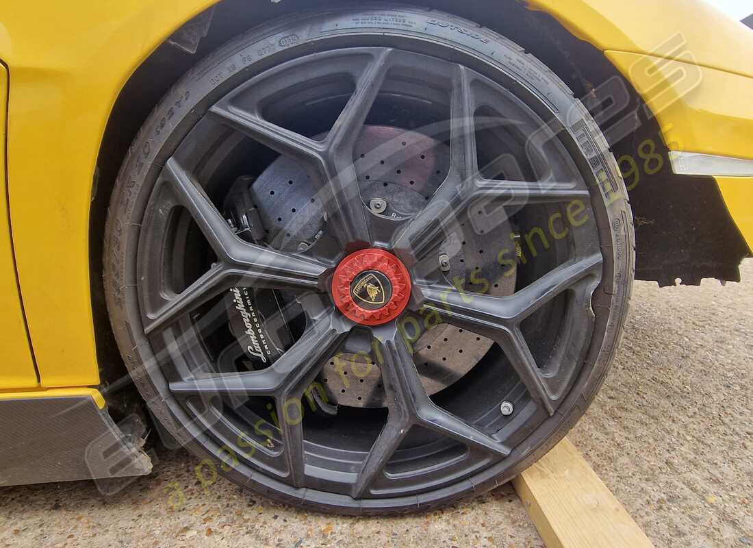 lamborghini lp750-4 sv coupe (2016) con 6,468 miles, in preparazione per lo smantellamento di #24