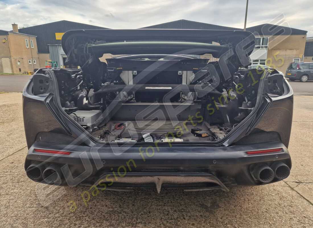 ferrari portofino con 6,500 miles, in preparazione per lo smantellamento di #4