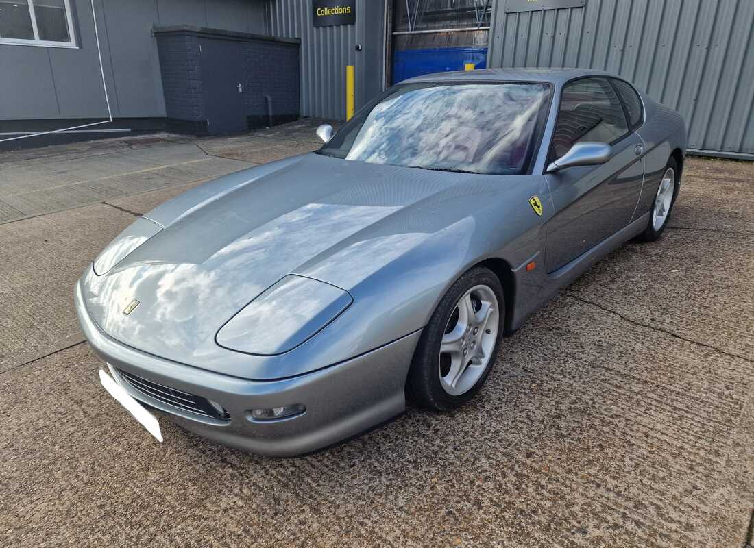 ferrari 456 m gt/m gta in preparazione per lo smantellamento presso eurospares