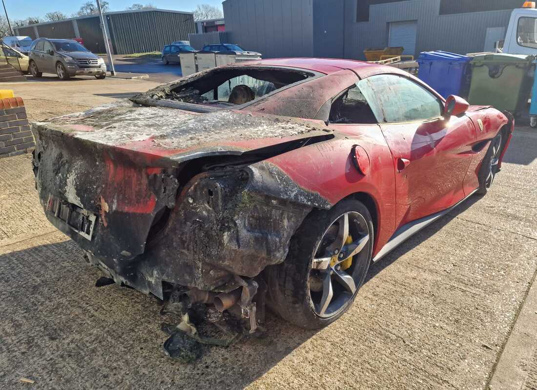 ferrari portofino m con 2000 miglia, in preparazione per lo smantellamento di #5