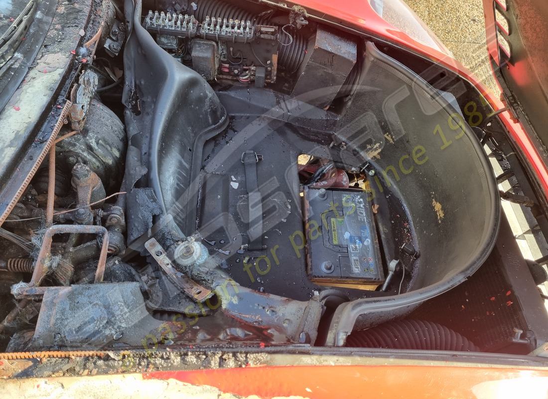 ferrari 246 dino (1975) con 58,145 miles, in preparazione per lo smantellamento di #24