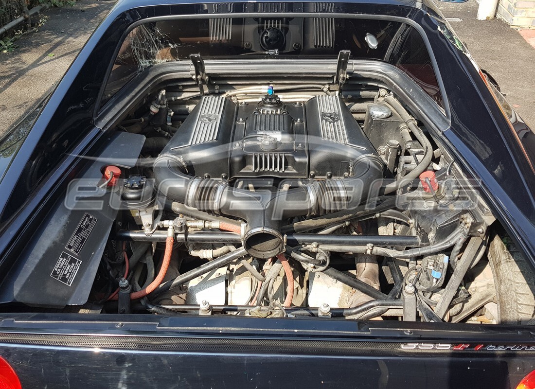 ferrari 355 (5.2 motronic) con 32,000 miles, in preparazione per lo smantellamento di #9
