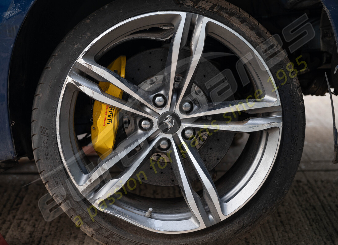 ferrari gtc4 lusso (rhd) con tbc, in preparazione per lo smantellamento di #33