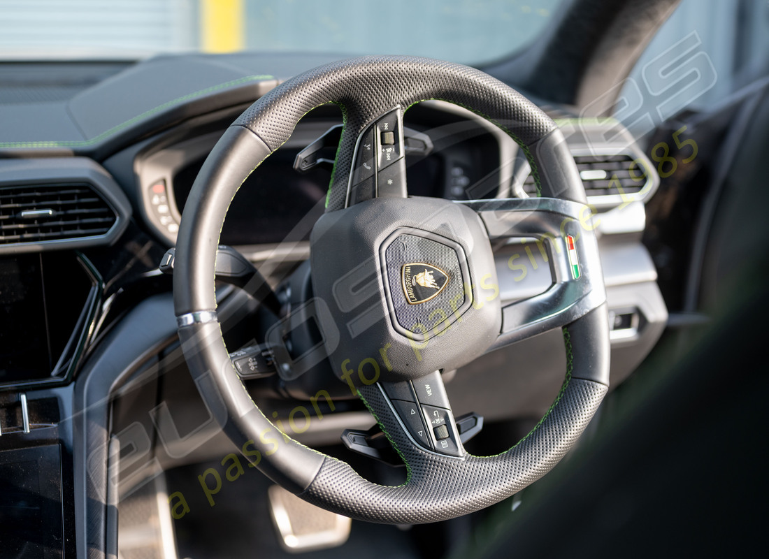 lamborghini urus (2022) con 11402, in preparazione per lo smantellamento #13
