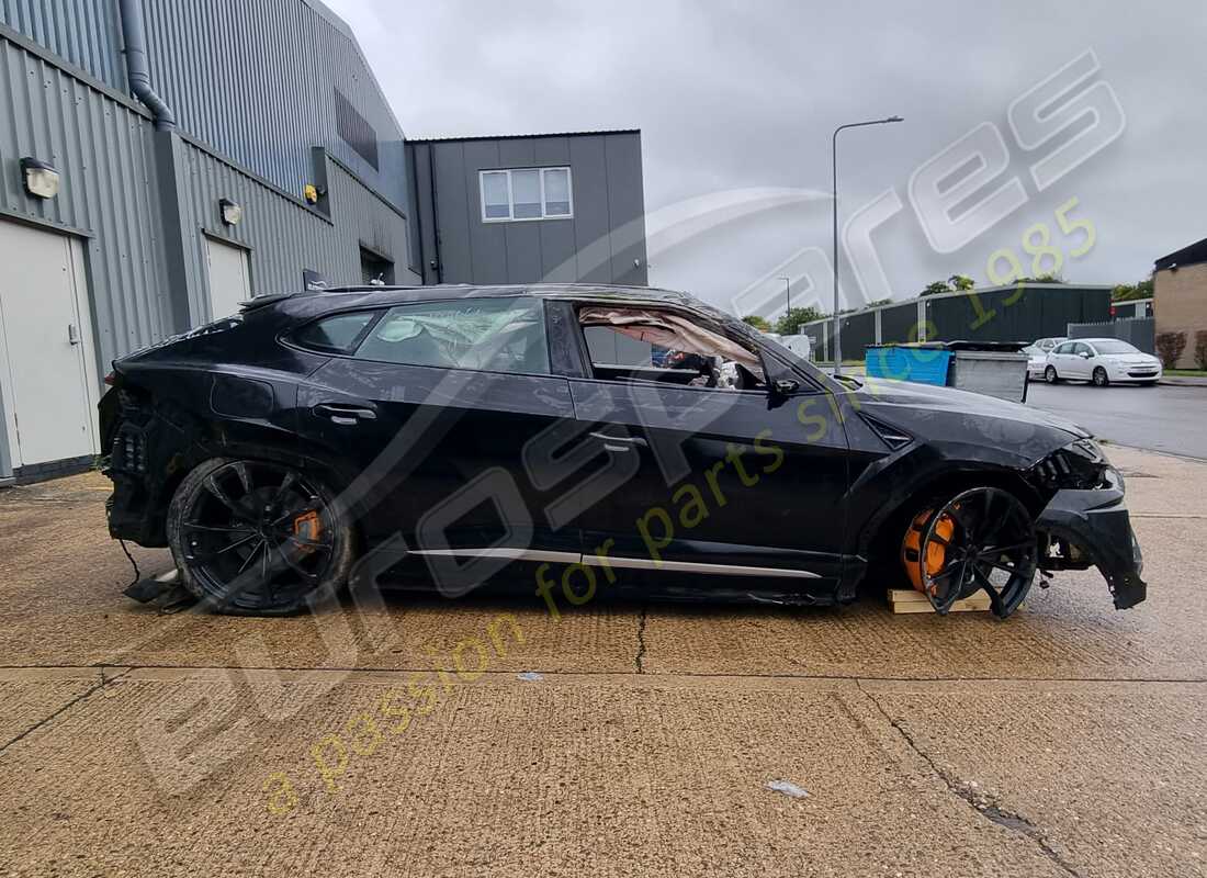 lamborghini urus (2020) con 7,343 miles, in preparazione per lo smantellamento di #6