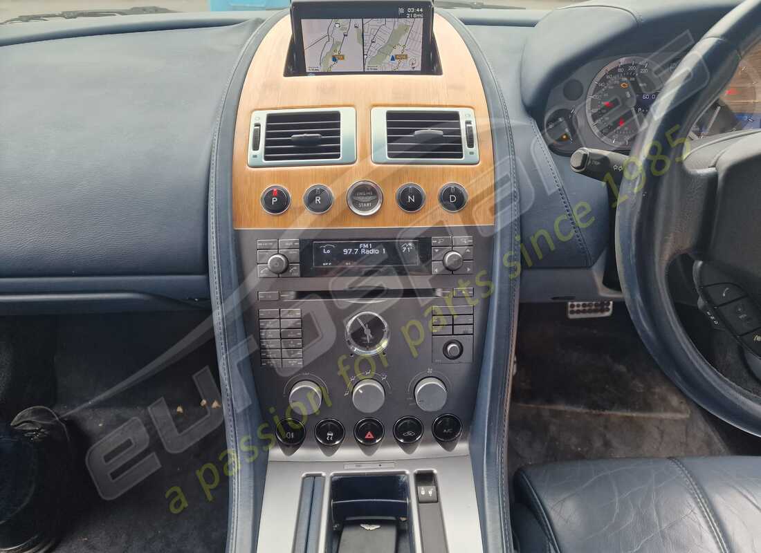 aston martin db9 (2007) con 100,275 miles, in preparazione per lo smantellamento di #15