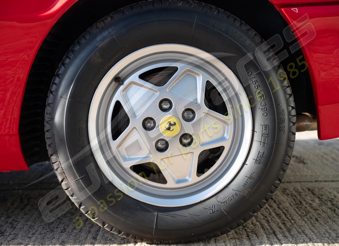 ferrari mondial 3.2 qv (1987) con 83223, in preparazione per lo smantellamento di #28