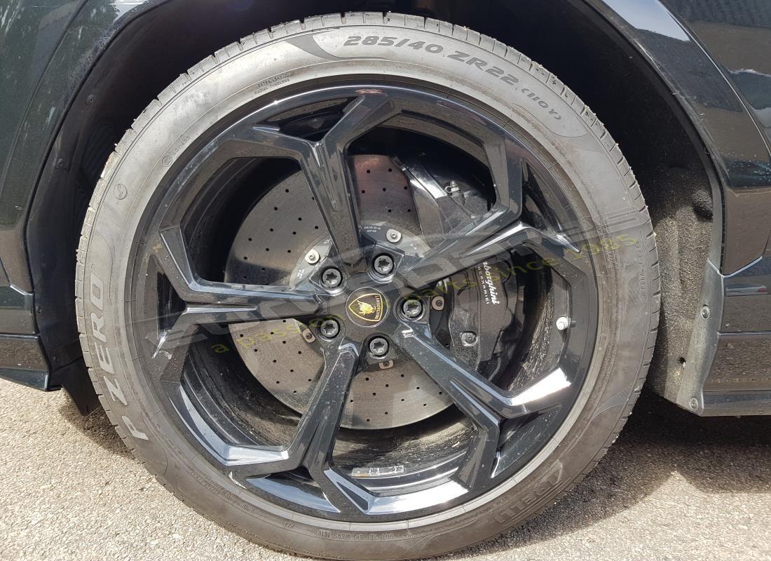 lamborghini urus (2019) con 7,805 miles, in preparazione per lo smantellamento di #9