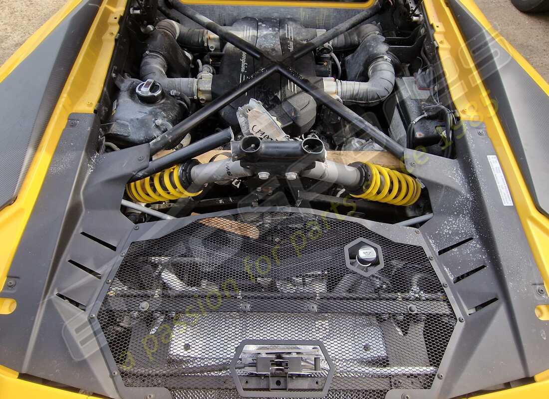 lamborghini 2016 (lp750-4 sv coupe) con 6,468 miles, in preparazione per lo smantellamento di #15