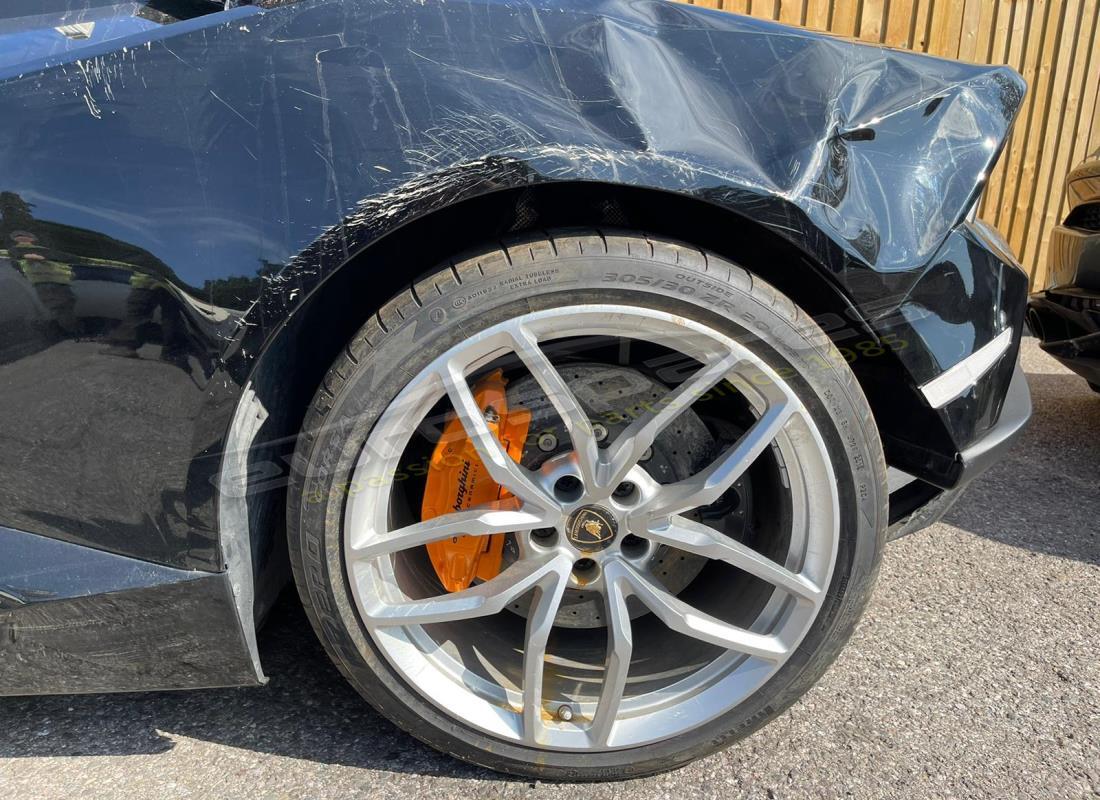 lamborghini performante spyder (2019) con 1,589 miles, in preparazione per lo smantellamento di #11